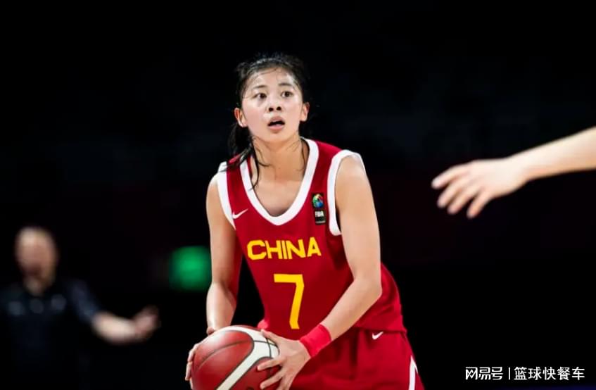 54分惨败后再狂输54分!女篮一夜两大惨案:U21联赛真一边倒了?