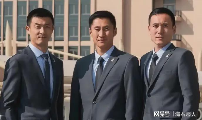 篮网重建困局:27岁全明星级前锋,该留还是该卖?