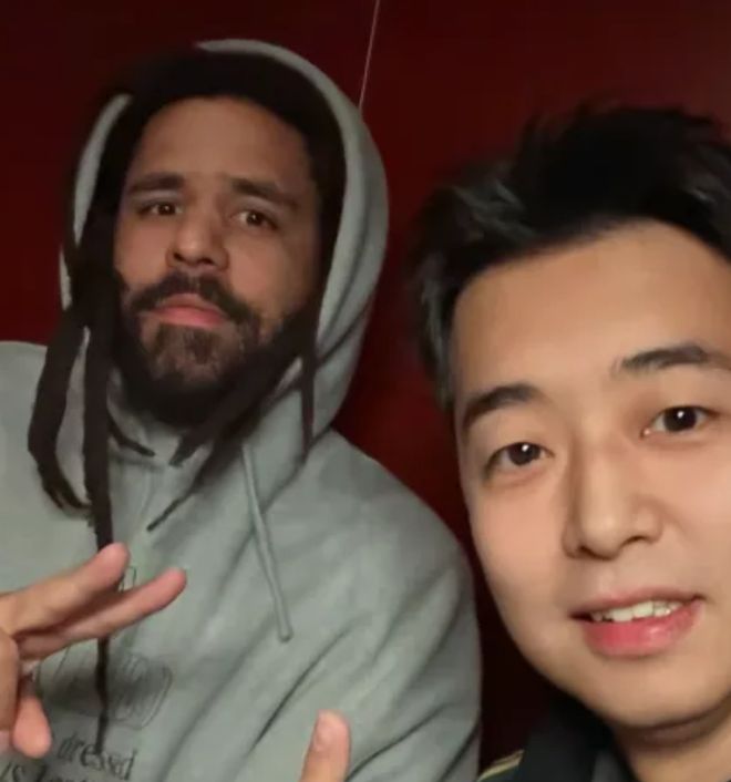 揭秘:温网的奖杯雕刻师们是如何工作的?