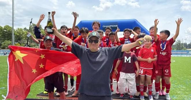 库里继续替补17+5勇士险胜国王结束4连败,梅尔顿21+4+5