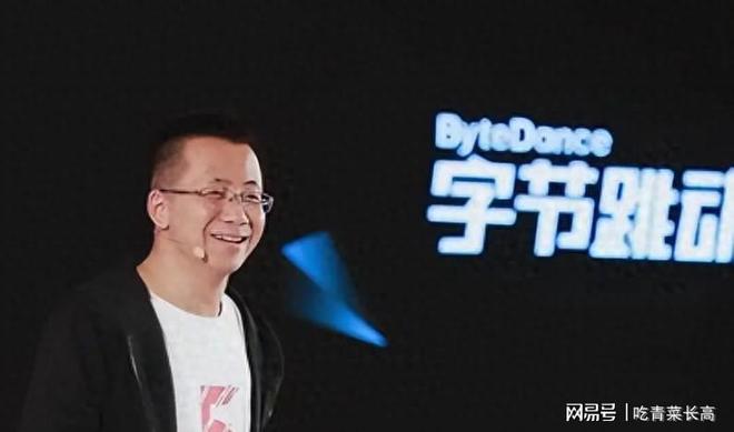 乒坛传奇!53岁王楠前队友联手24岁女儿夺冠:入籍意大利四战奥运