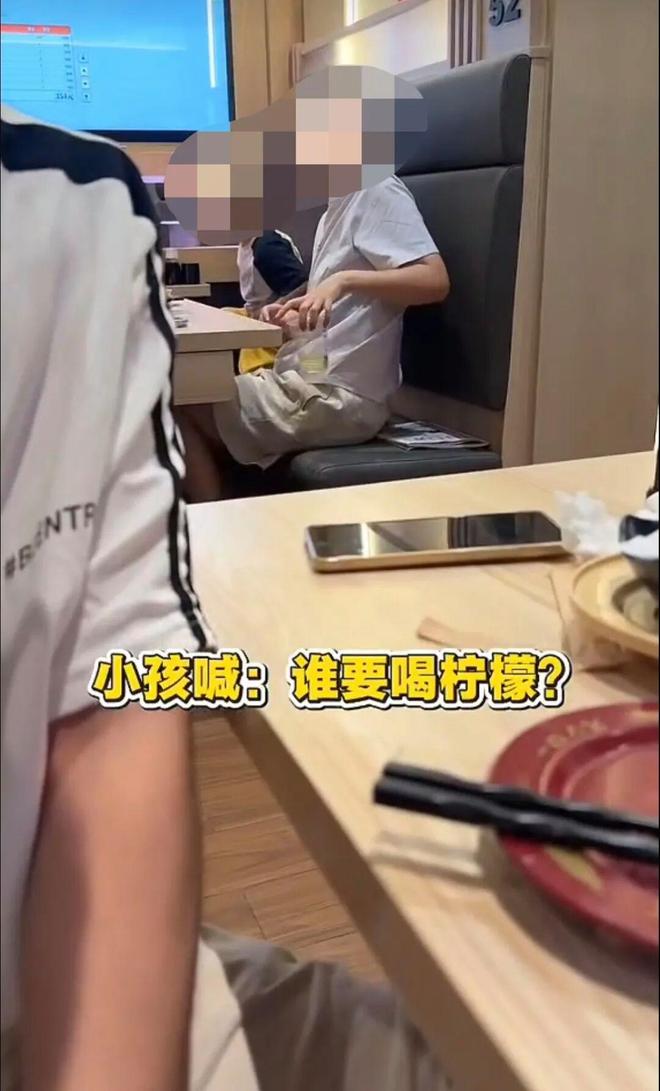 阿夫迪亚:这一年不容易,没有队友的帮助我不会有今天的表现