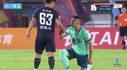 美国网红:世界杯彻底让我涨粉;葡萄牙球迷下单让我踩碎梅西手办
