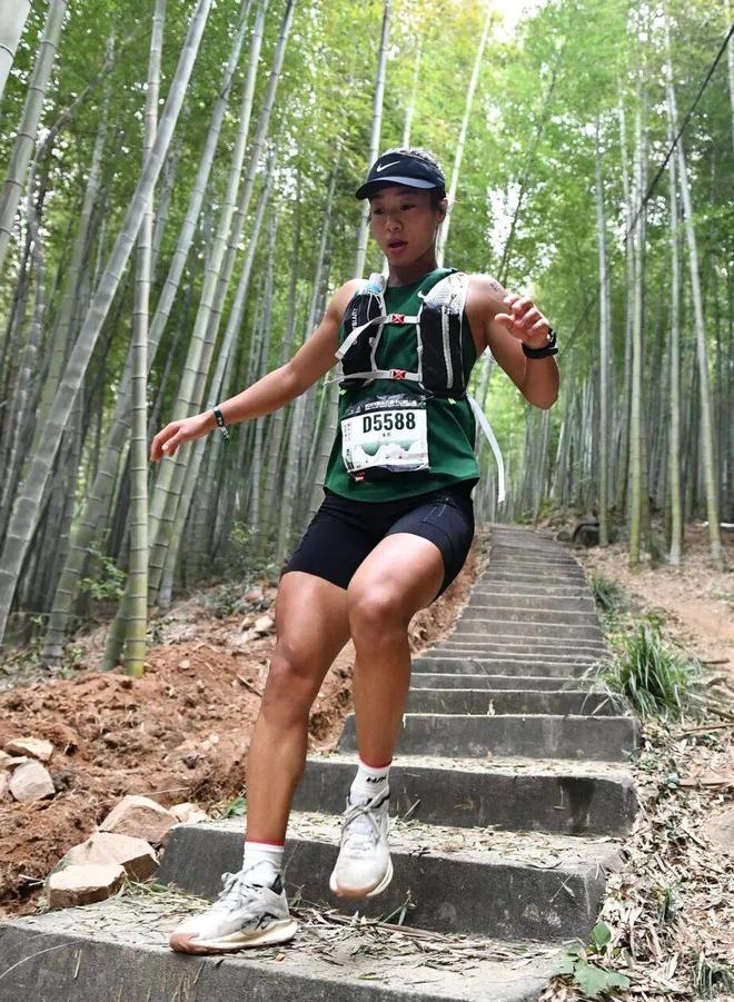 被麦卡破门，瑞士是本届世界杯最后1支首次比分落后的球队