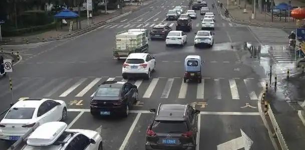 马刺丢冠3将身价暴跌!文班亚马打不了关键球,福克斯打成卧底!