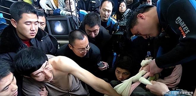 挖曼联墙脚!阿森纳锁定 2600 万红魔弃将,他会是下一个桑切斯!