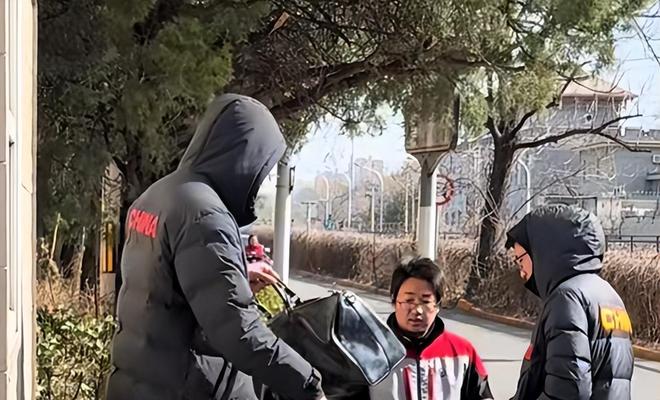 男篮启程日本！徐杰、庞峥麟、曾凡博未出现，郭振明随队！ | 中国区|球友会|股份有限公司